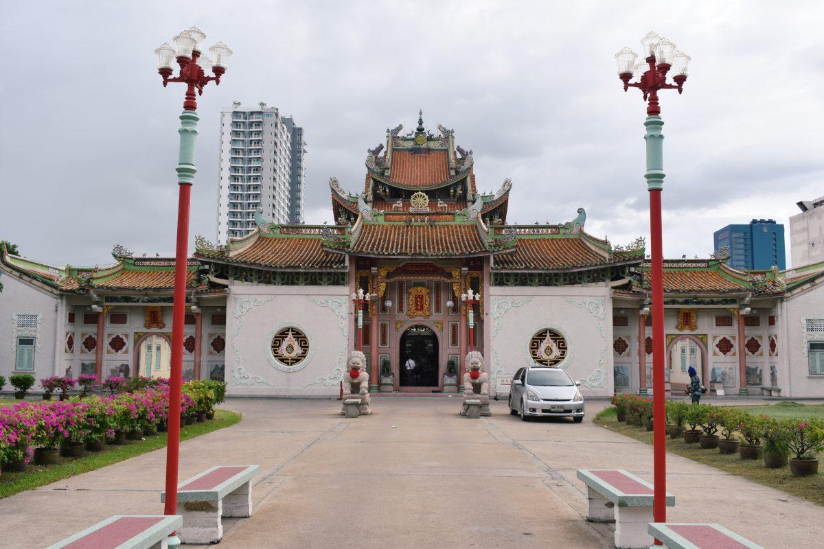 Wat Poe Man Khunaram